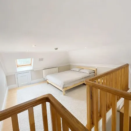 아파트 2br Flat Between 3arena And Center